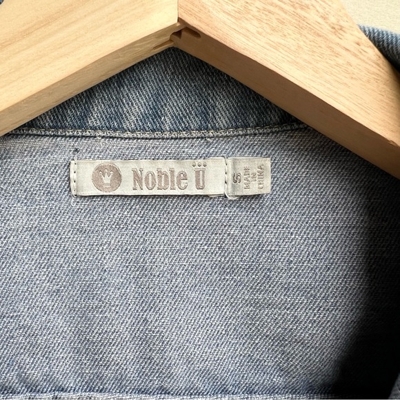 Noble U Women’s Jean Jacket Cropped size Small - Picture 3 of 9